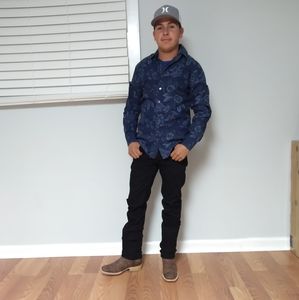 Meet your Posher, Adolfo